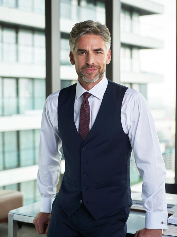 Model wearing Brook Taverner Busso Mens Waistcoat in Navy