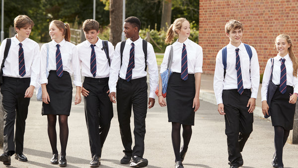 A photo of senior school students in their school uniform.
