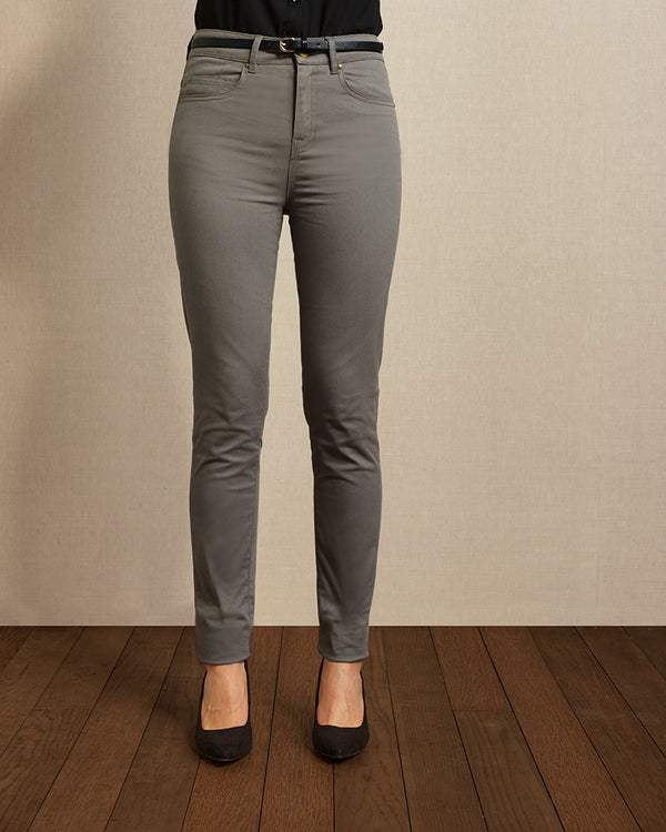 Women's Performance Chino Jeans
