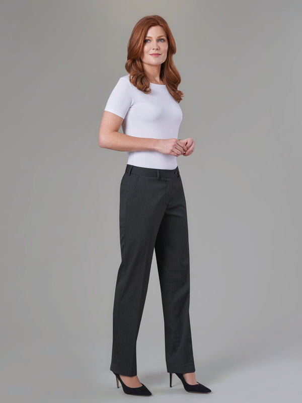 Model wearing Brook Taverner Bianca Tailored Fit Trouser in Charcoal Pindot 