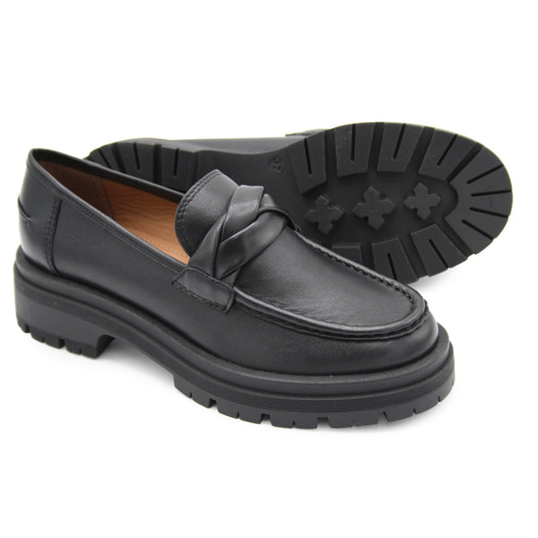 A photo of the Dubarry 'Kew' girls school shoes in black.